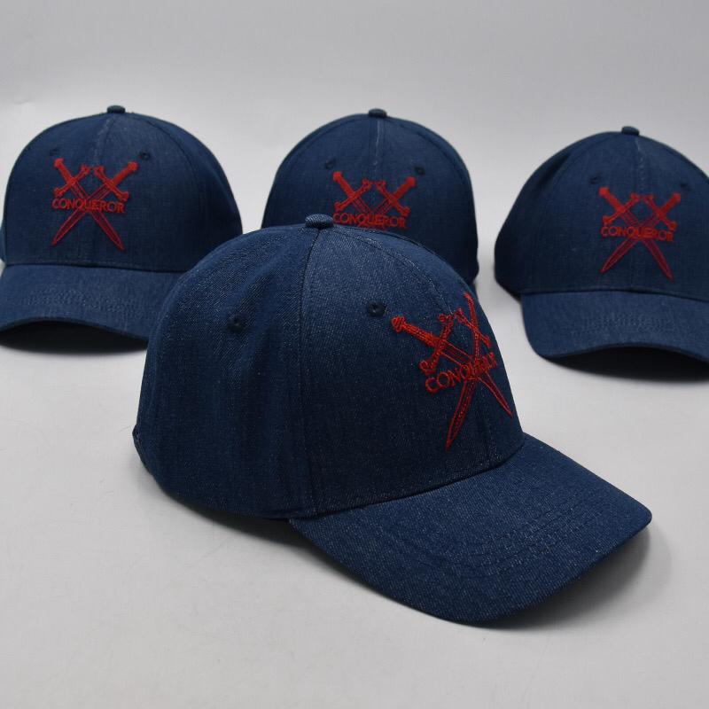 Casquette Strapback en denim bleu avec logo brodé